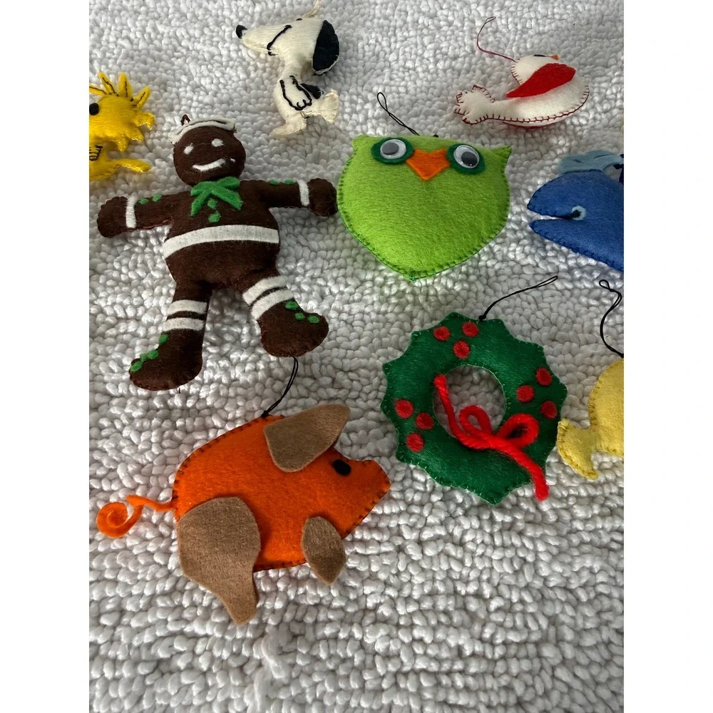 VTG Felt‎ Christmas Ornaments 11 pc Lot Snoopy Gingerbread Man Owl Wreath